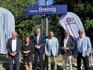 v.l.: DG-Minister Gregor Freches, MdB Catarina Dos Santos-Wintz, Städteregionsrat Dr. Tim Grüttemeier, Bürgermeister Patrick Haas, EVS-Geschäftsführer Thomas Fürpeil und go.Rheinland-Geschäftsführer Dr. Norbert Reinkober ( © EVS)