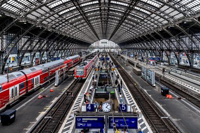 Bahnsteige Köln Hbf Bahnsteige Köln Hbf