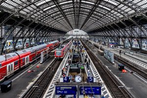 Bahnsteige Köln Hbf Bahnsteige Köln Hbf