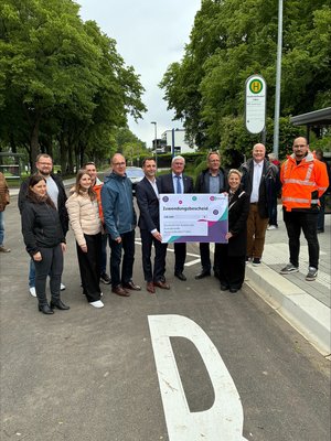 Fertigstellung des Rheinradweges in Niederdollendorf Fertigstellung des Rheinradweges in Niederdollendorf